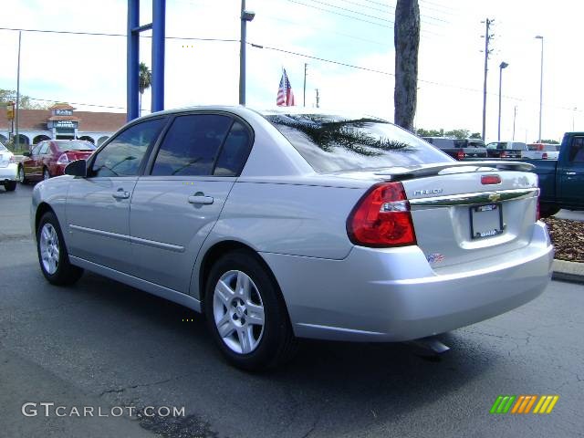 2007 Malibu LT Sedan - Silverstone Metallic / Titanium Gray photo #3