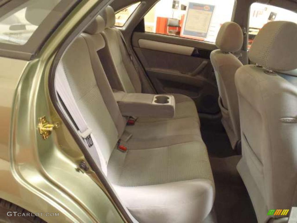 2006 Forenza Sedan - Desert Green Metallic / Grey photo #20