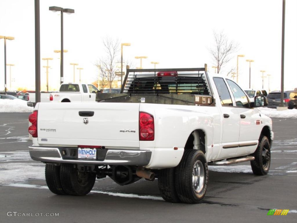 2007 Ram 3500 SLT Quad Cab 4x4 - Bright White / Medium Slate Gray photo #3