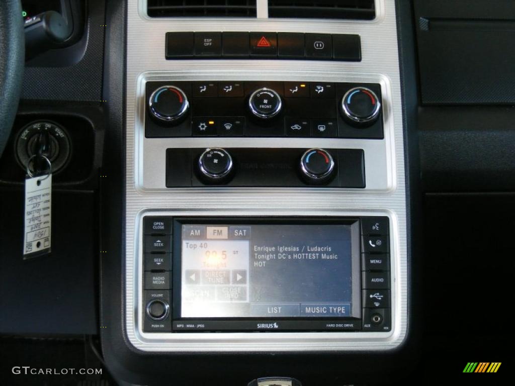 2009 Journey SXT AWD - Stone White / Dark Slate Gray/Light Graystone photo #18