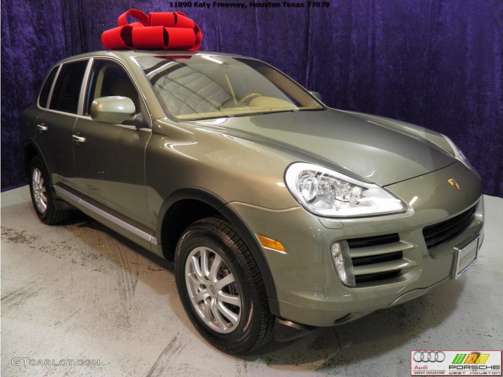 Olive Green Metallic Porsche Cayenne