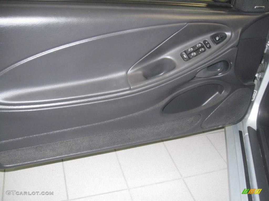 2001 Ford Mustang GT Convertible Dark Charcoal Door Panel Photo #42107033