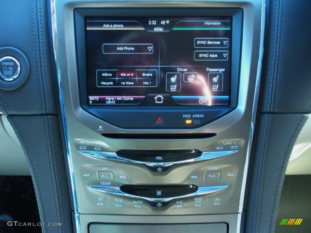 2011 Lincoln MKX FWD Controls Photo #42112317