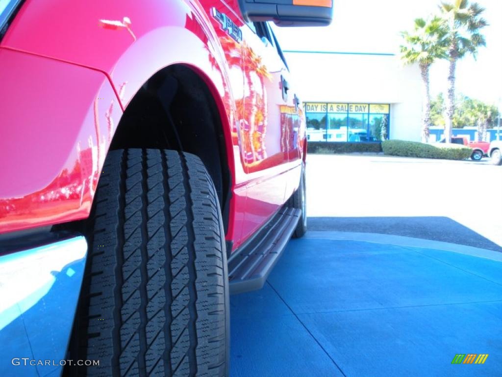 2010 F150 XLT SuperCrew - Vermillion Red / Medium Stone photo #11