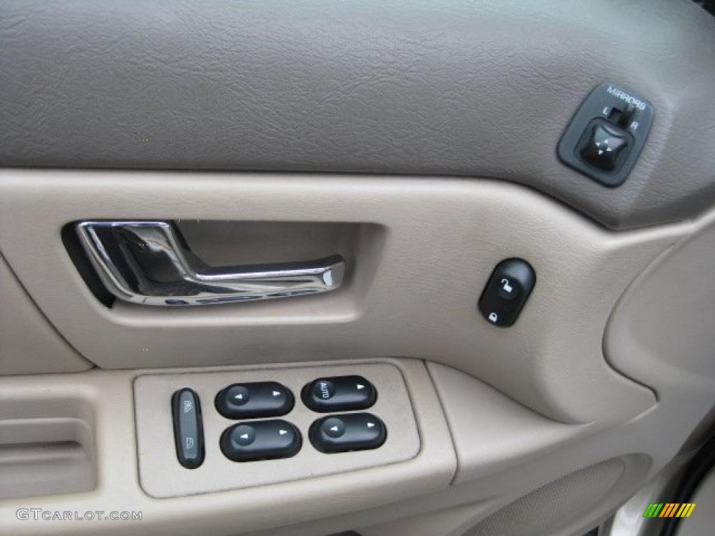 2000 Mercury Sable LS Premium Sedan Controls Photo #42114005