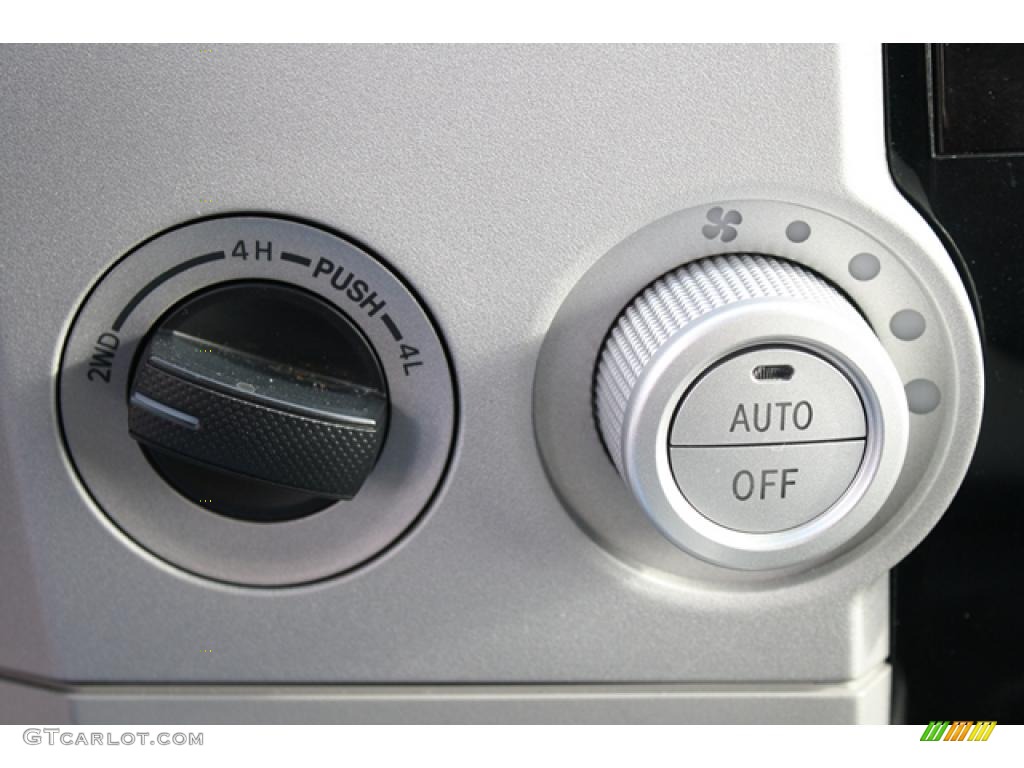 2008 Toyota Tundra Limited CrewMax 4x4 Controls Photo #42114041