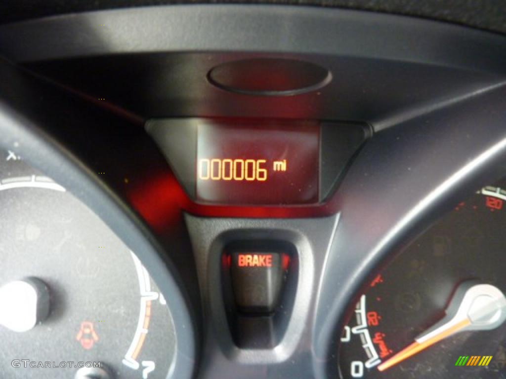 2011 Fiesta S Sedan - Oxford White / Light Stone/Charcoal Black Cloth photo #20