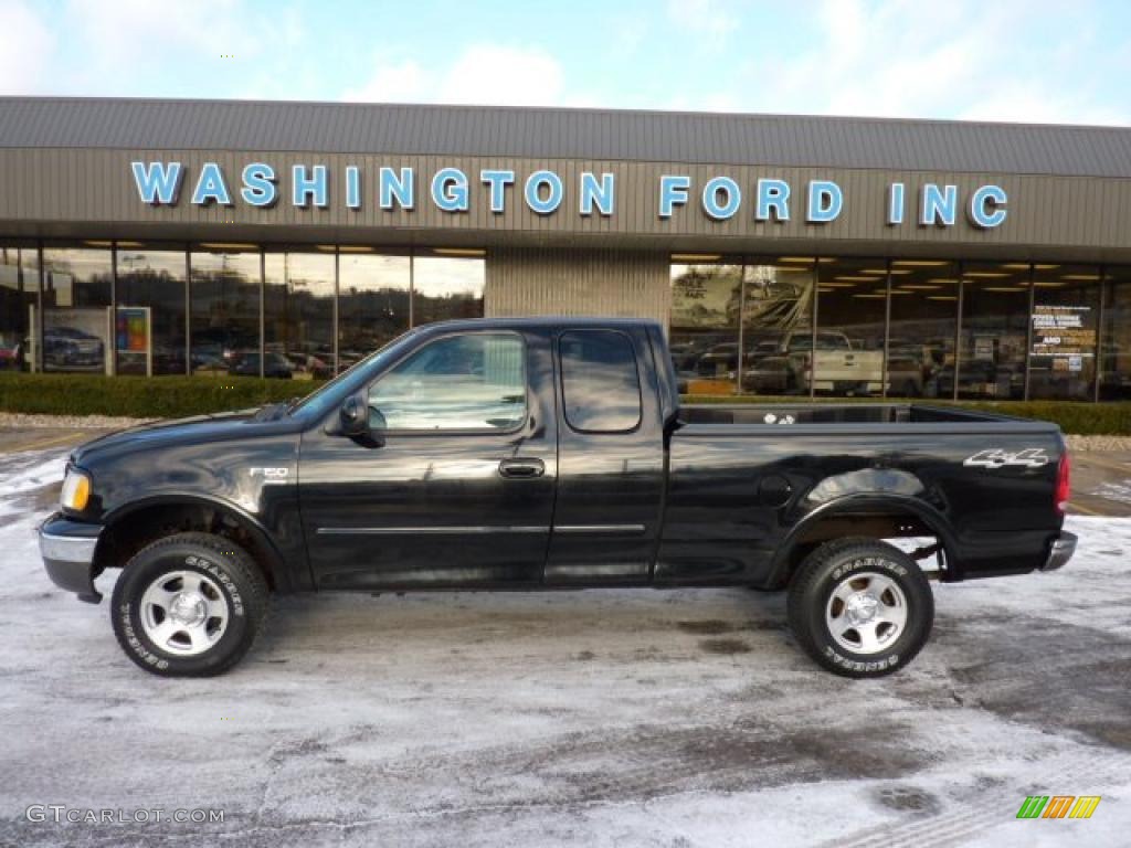 2002 F150 Sport SuperCab 4x4 - Black / Medium Graphite photo #1