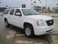 Front 3/4 View of 2008 Yukon XL SLT