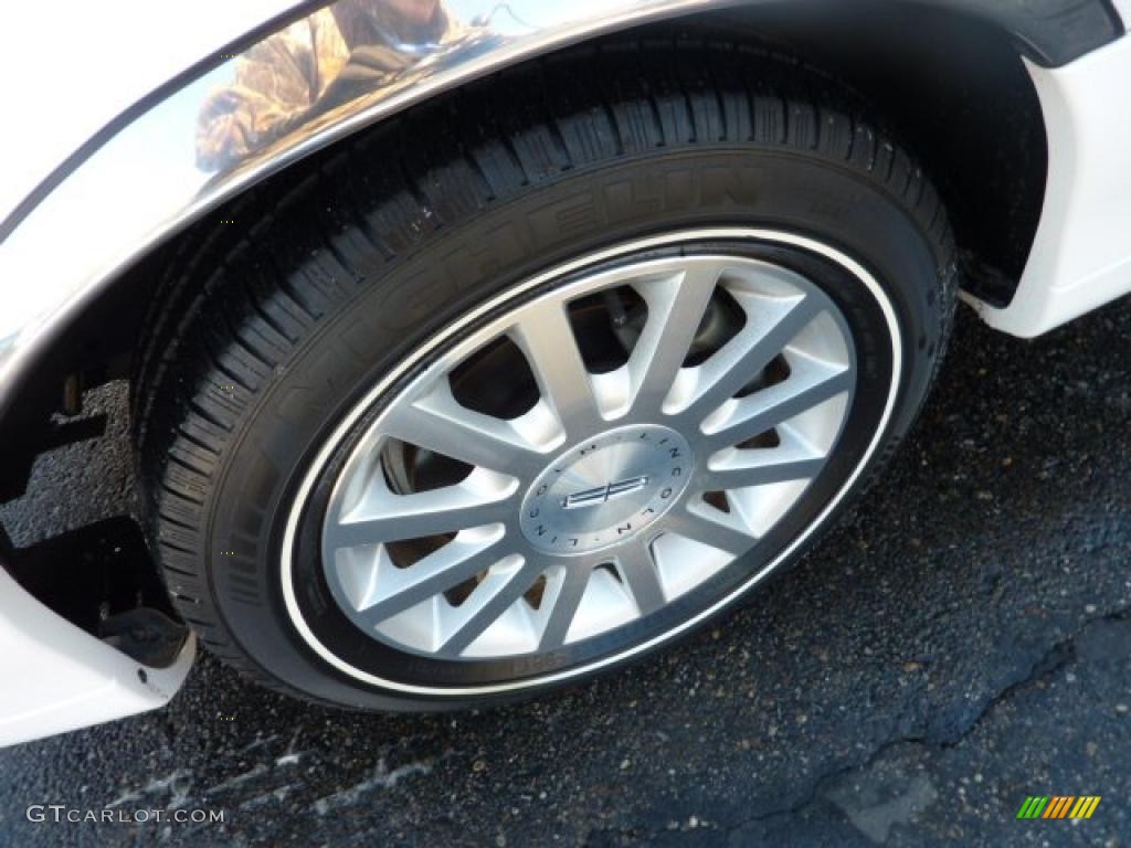 2007 Lincoln Town Car Signature Wheel Photo #42119146