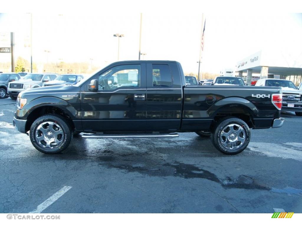 2011 F150 XLT SuperCab 4x4 - Tuxedo Black Metallic / Steel Gray photo #5