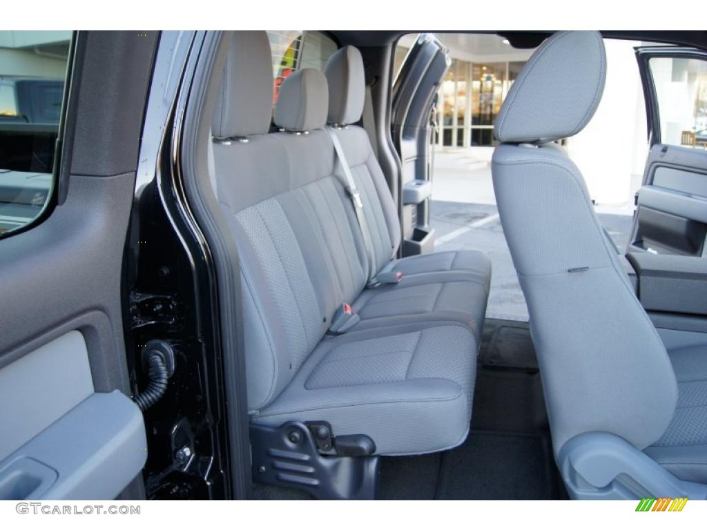 Steel Gray Interior 2011 Ford F150 XLT SuperCab 4x4 Photo #42119874