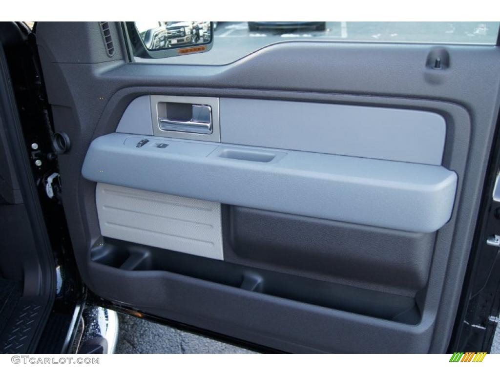 2011 Ford F150 XLT SuperCab 4x4 Steel Gray Door Panel Photo #42119898