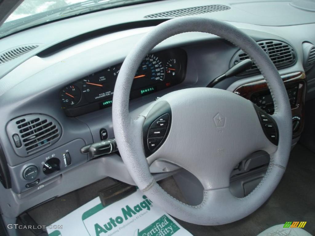 1997 Chrysler Town & Country LXi Mist Gray Steering Wheel Photo #42120494