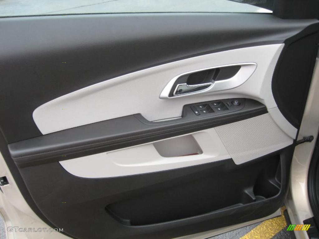 2011 Chevrolet Equinox LS Light Titanium/Jet Black Door Panel Photo #42121510
