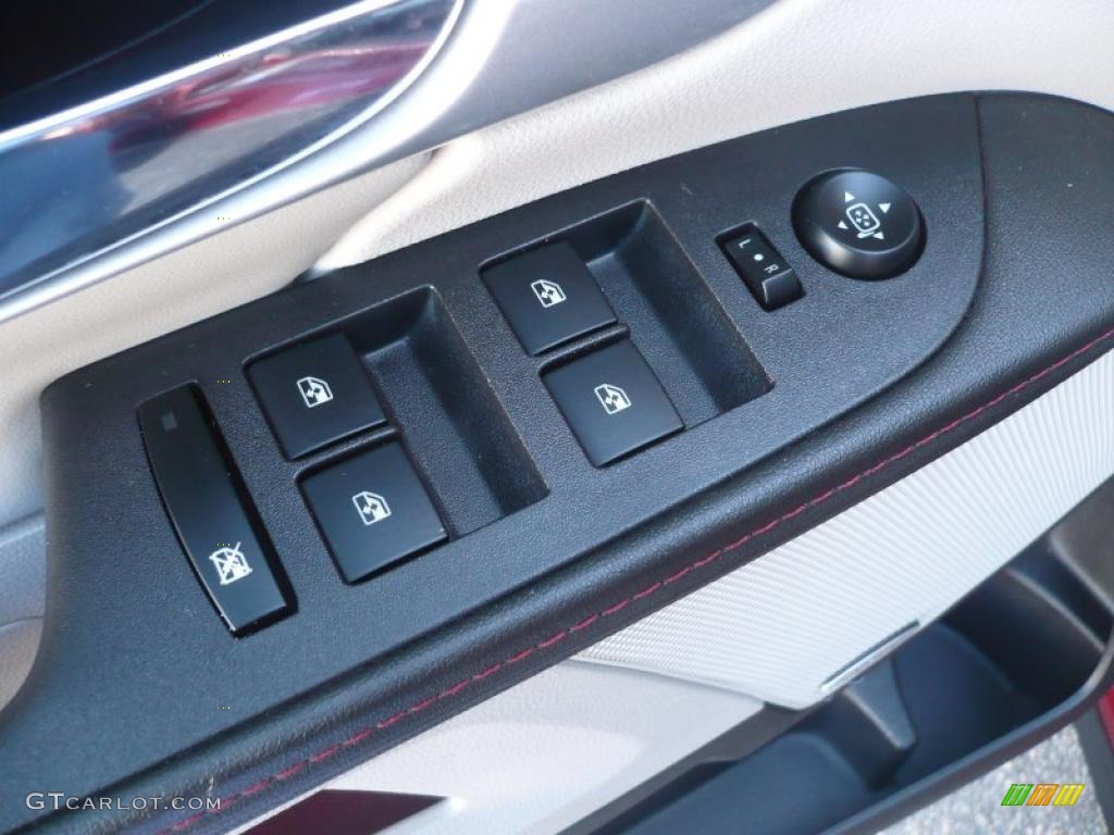 2010 GMC Terrain SLT AWD Controls Photo #42123806
