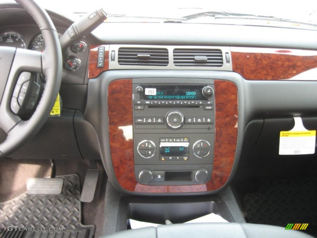 2011 Chevrolet Silverado 1500 LTZ Extended Cab 4x4 Controls Photo #42125442