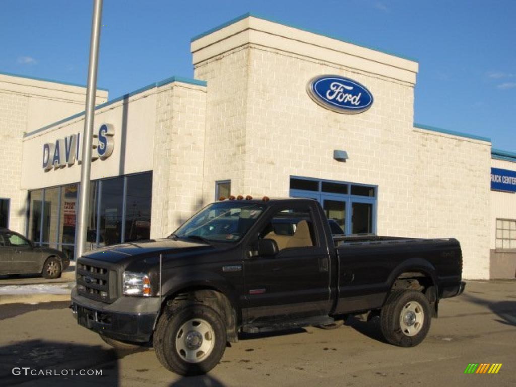2005 F350 Super Duty XL Regular Cab 4x4 - Dark Stone Metallic / Medium Flint photo #1