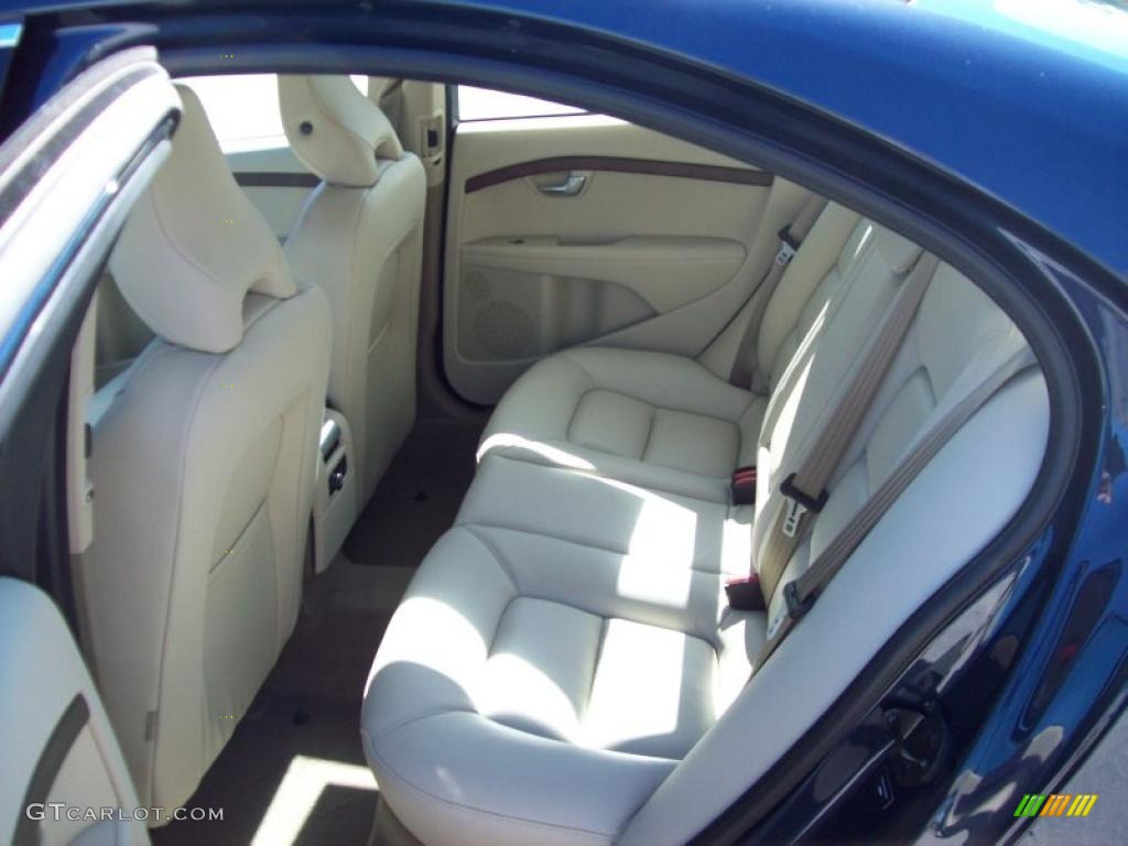 Sandstone Beige Interior 2011 Volvo S80 3.2 Photo #42126682