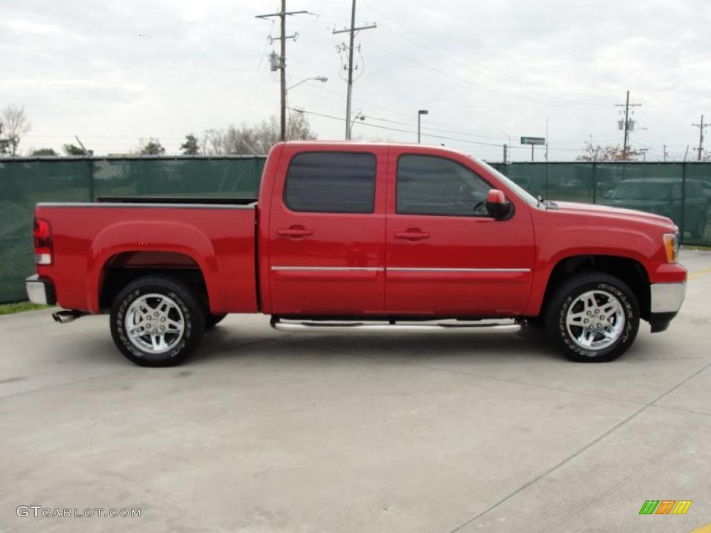 2008 Sierra 1500 SLE Crew Cab - Fire Red / Ebony photo #2