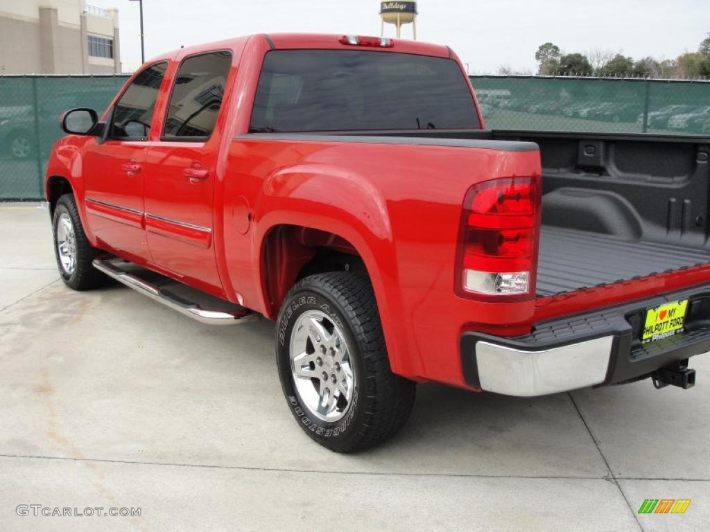 2008 Sierra 1500 SLE Crew Cab - Fire Red / Ebony photo #4