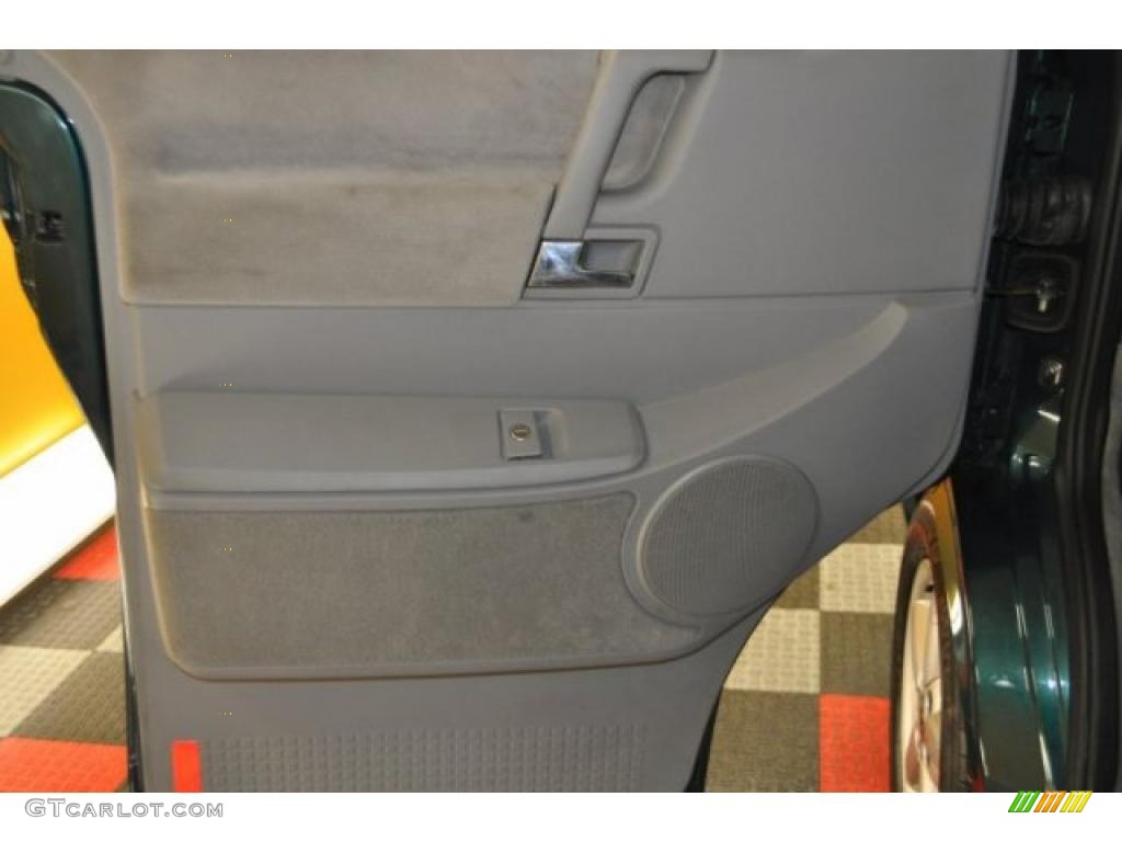 2003 EuroVan MV - Emerald Green Pearl / Gray photo #9