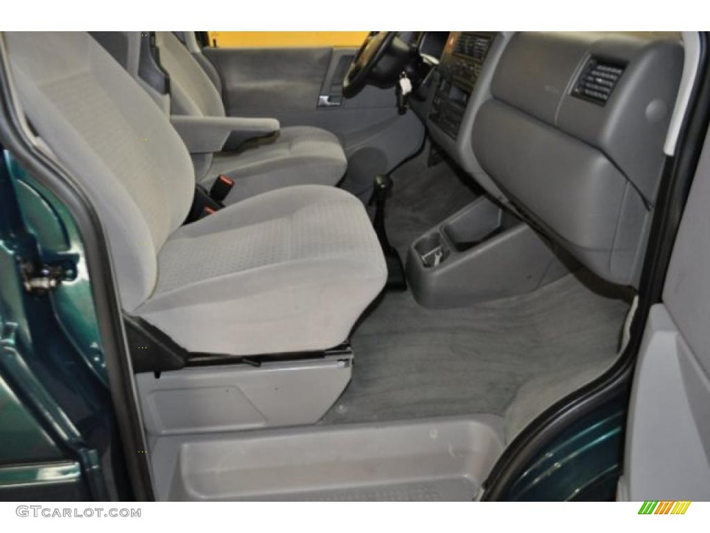Gray Interior 2003 Volkswagen EuroVan MV Photo #42130679