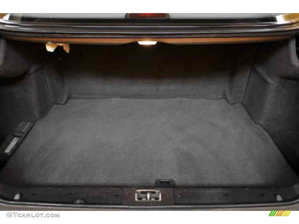 1997 Mercedes-Benz E 320 Sedan Trunk Photos