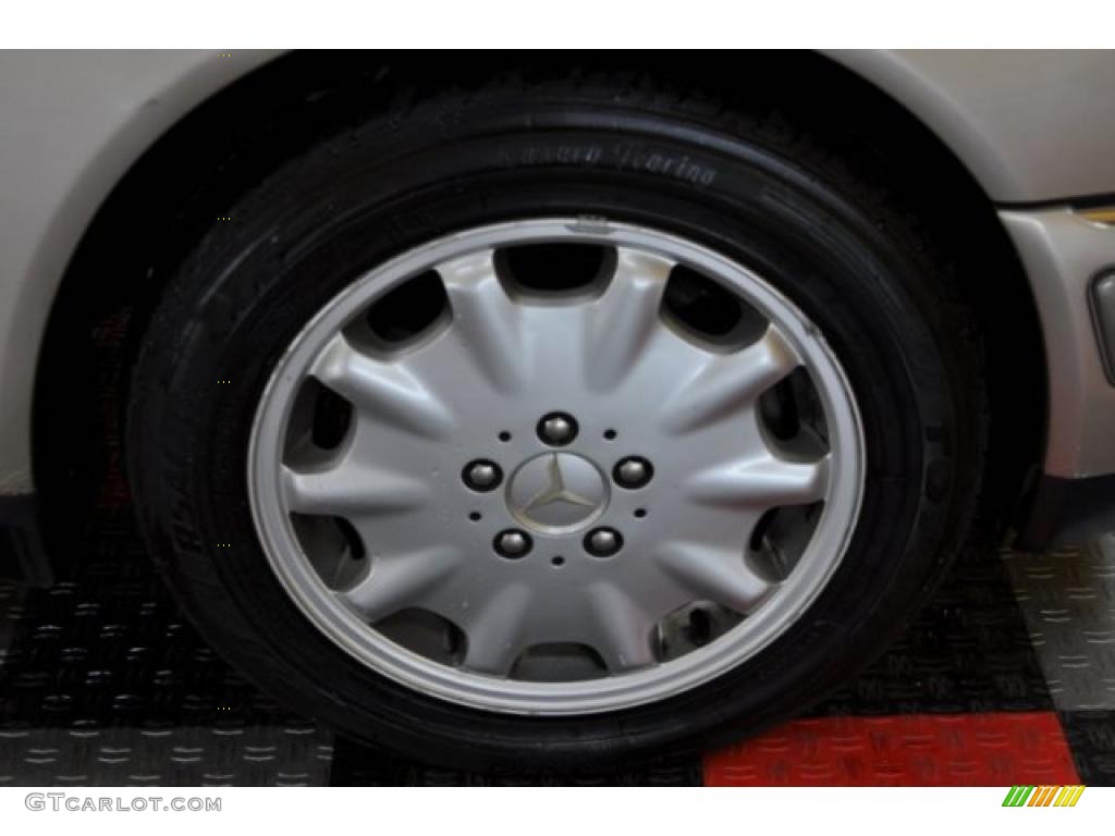 1997 Mercedes-Benz E 320 Sedan Wheel Photos