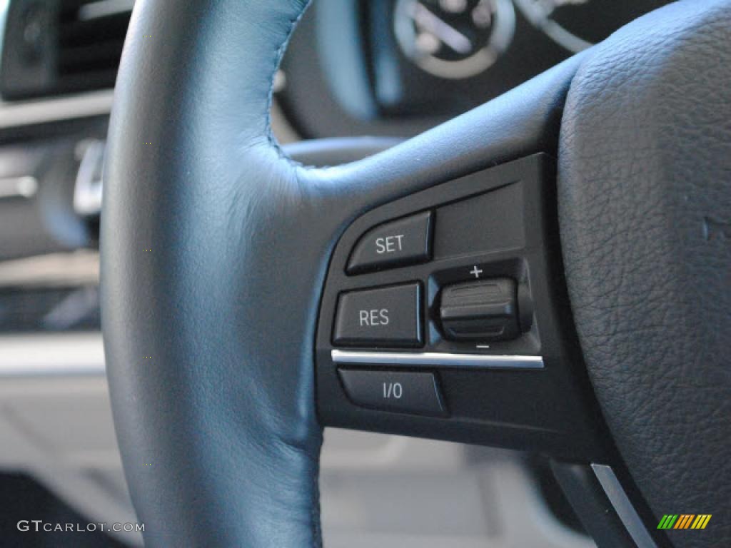 2010 BMW 5 Series 550i Gran Turismo Controls Photo #42132035