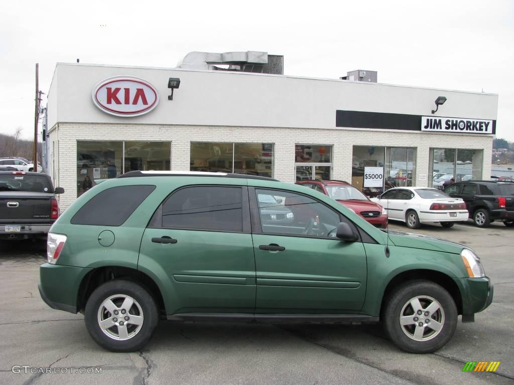 2005 Equinox LS AWD - Meander Green Metallic / Light Gray photo #2