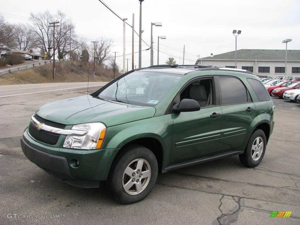 2005 Equinox LS AWD - Meander Green Metallic / Light Gray photo #5
