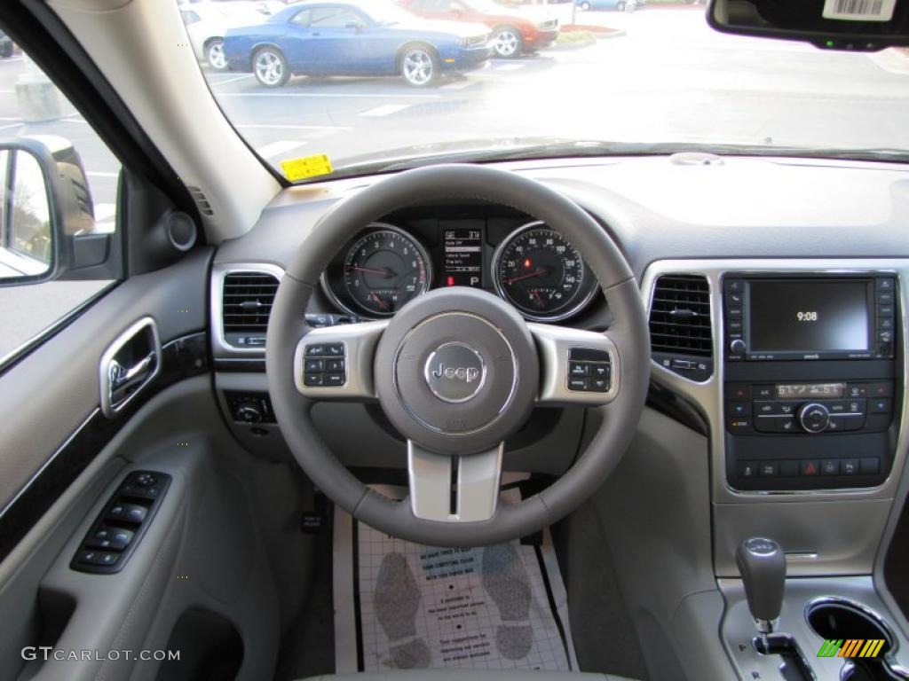 2011 Jeep Grand Cherokee Laredo X Package Dark Graystone/Medium Graystone Steering Wheel Photo #42134637