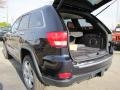 Blackberry Pearl - Grand Cherokee Overland Photo No. 10