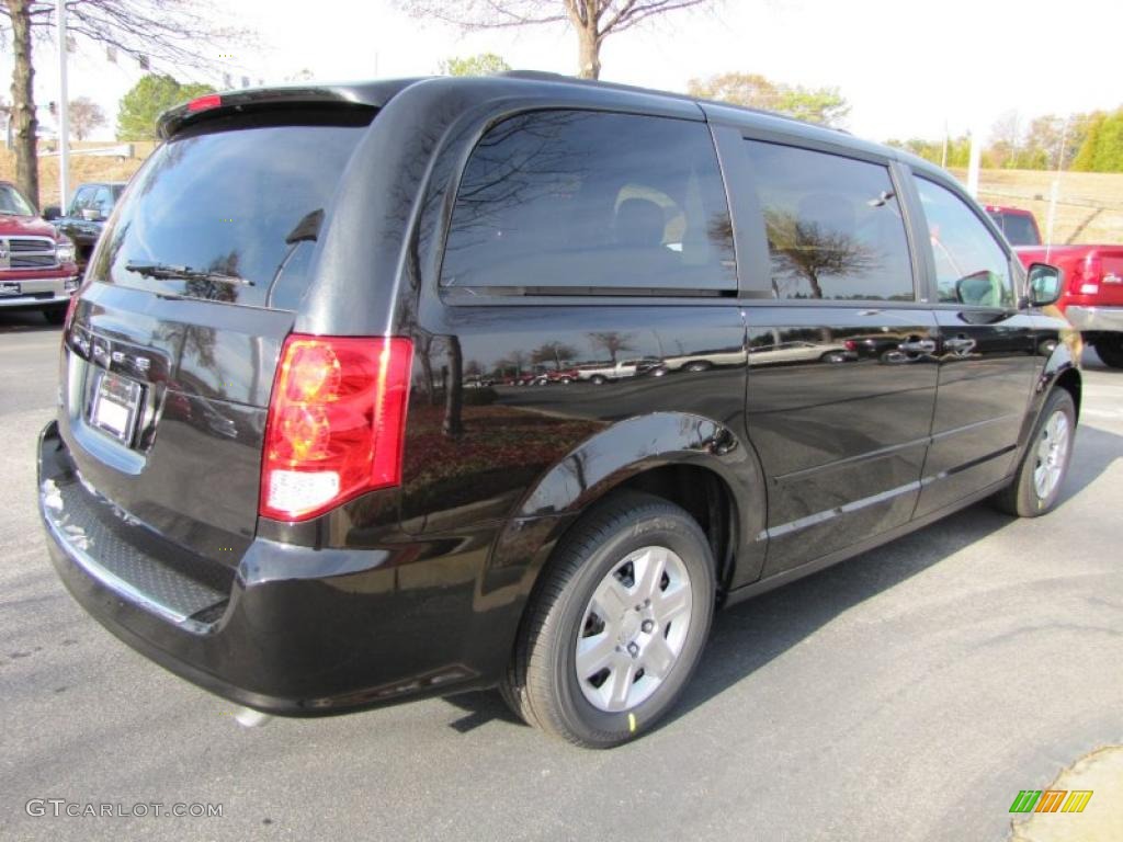 2011 Grand Caravan Express - Brilliant Black Crystal Pearl / Black/Light Graystone photo #3