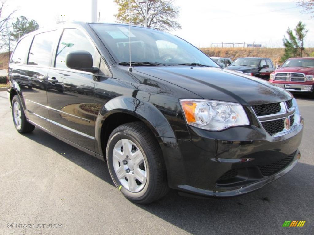 Brilliant Black Crystal Pearl 2011 Dodge Grand Caravan Express Exterior Photo #42137283