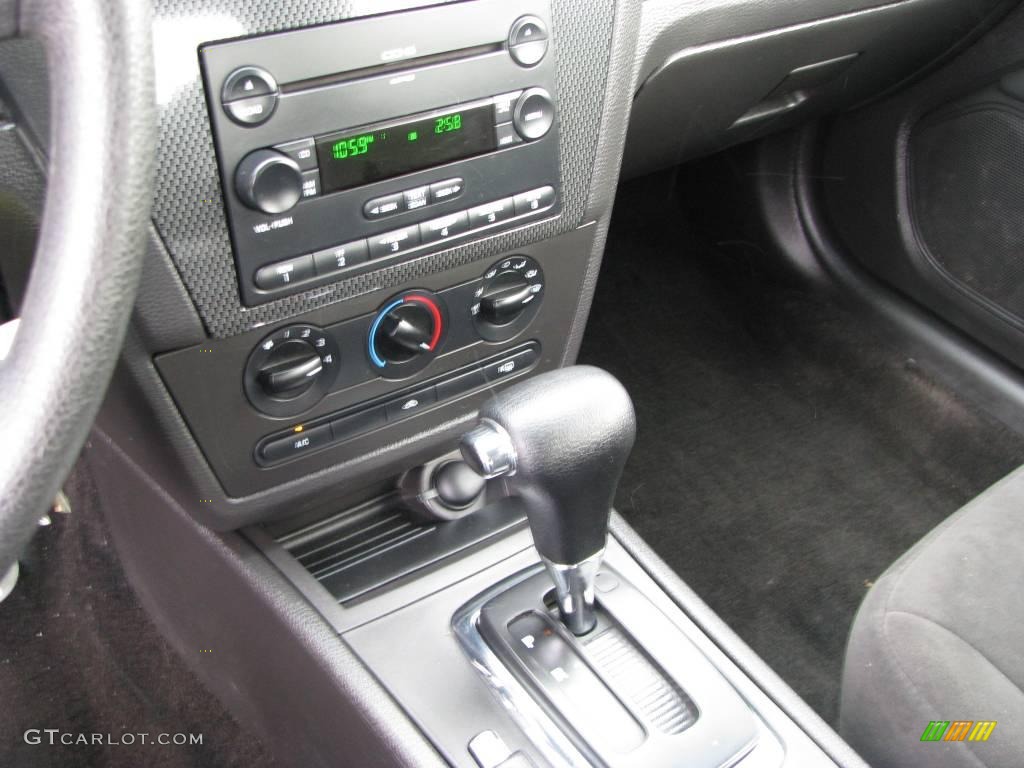 2007 Fusion SE V6 - Tungsten Grey Metallic / Charcoal Black photo #11