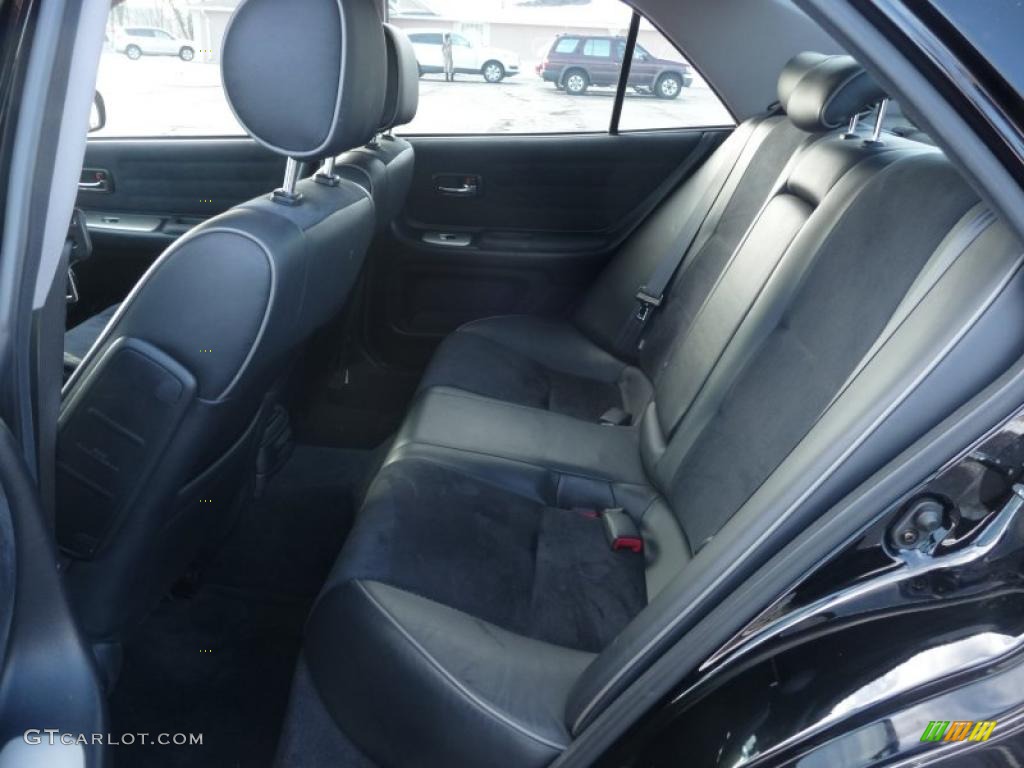 Black Interior 2004 Lexus IS 300 Photo #42143116