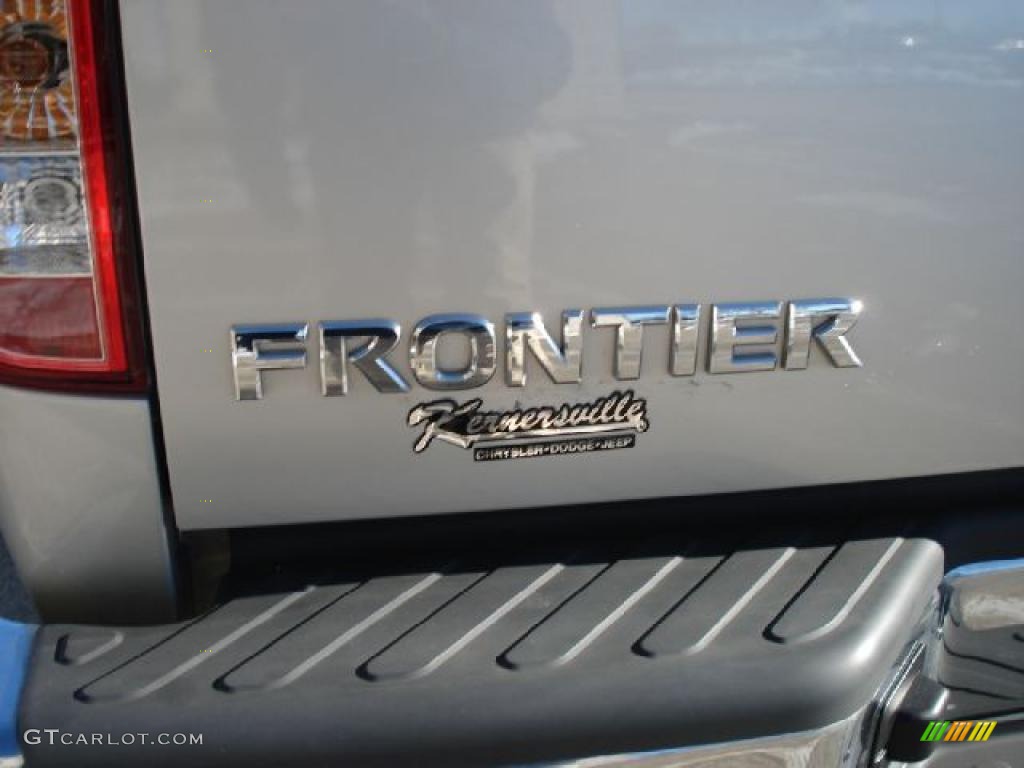2007 Frontier XE King Cab - Radiant Silver / Steel photo #33