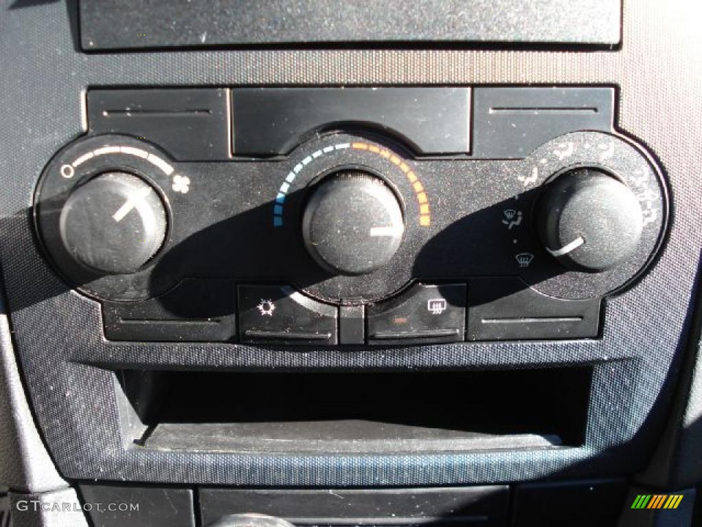 2007 Charger  - Stone White / Dark Slate Gray photo #22