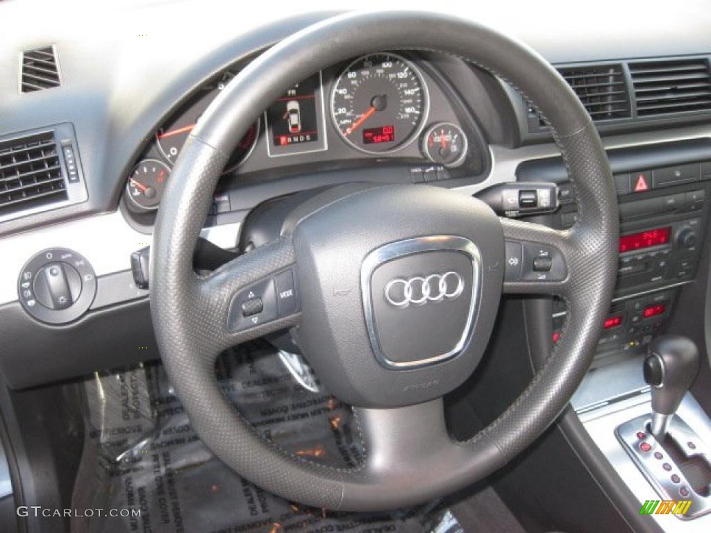 2005 Audi A4 3.2 quattro Avant Steering Wheel Photos
