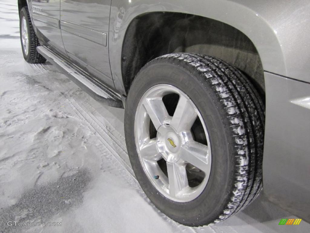 2007 Chevrolet Suburban 1500 LTZ 4x4 Wheel Photo #42146604