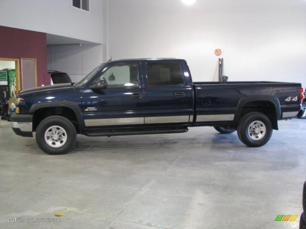 2005 Silverado 3500 LT Crew Cab 4x4 - Dark Blue Metallic / Medium Gray photo #1