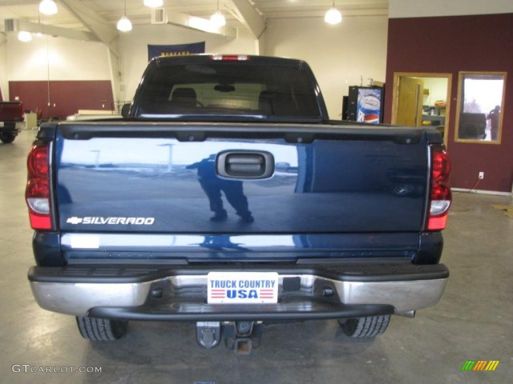 2005 Silverado 3500 LT Crew Cab 4x4 - Dark Blue Metallic / Medium Gray photo #13