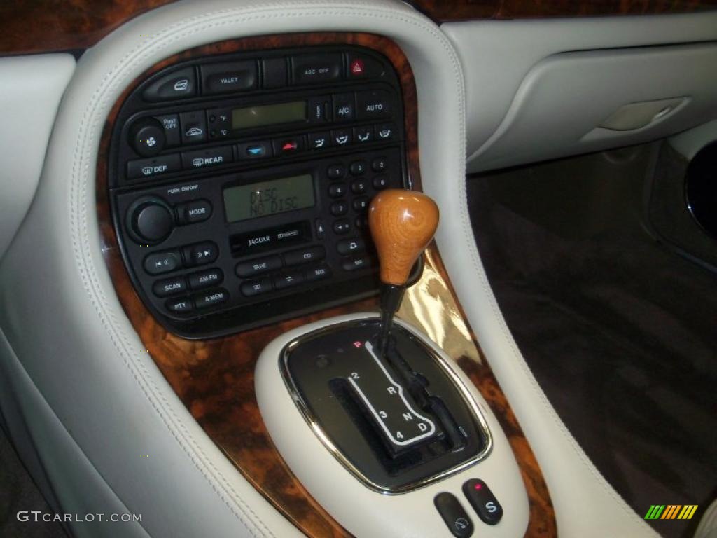 1998 Jaguar XJ Vanden Plas 5 Speed Automatic Transmission Photo #42147580