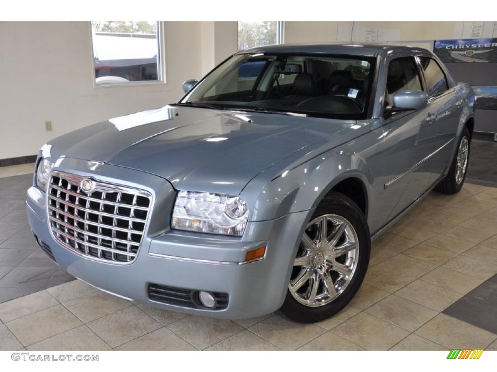Clearwater Blue Pearl 2009 Chrysler 300 Touring Exterior Photo #42148376
