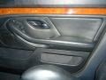 Avus Blue Metallic - M5  Photo No. 37