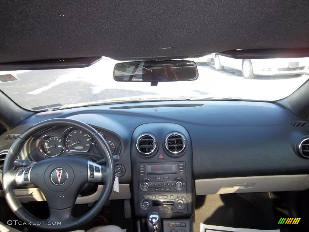 2007 G6 GT Convertible - Black / Ebony photo #26