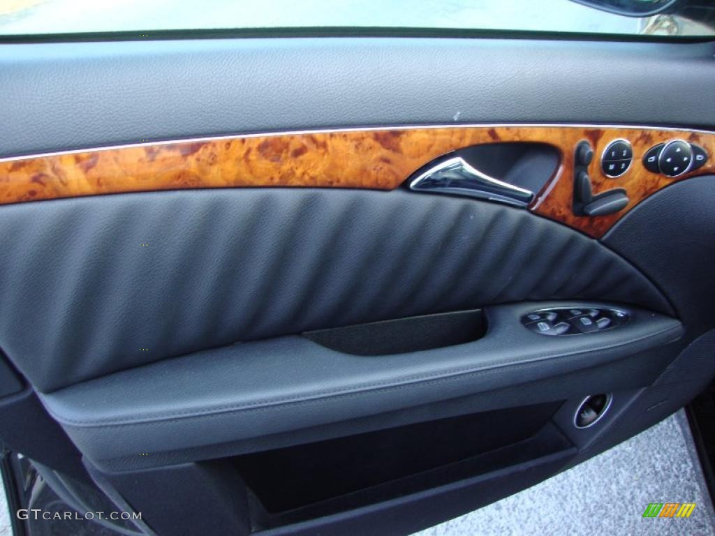 2008 Mercedes-Benz E 550 Sedan Black Door Panel Photo #42154324