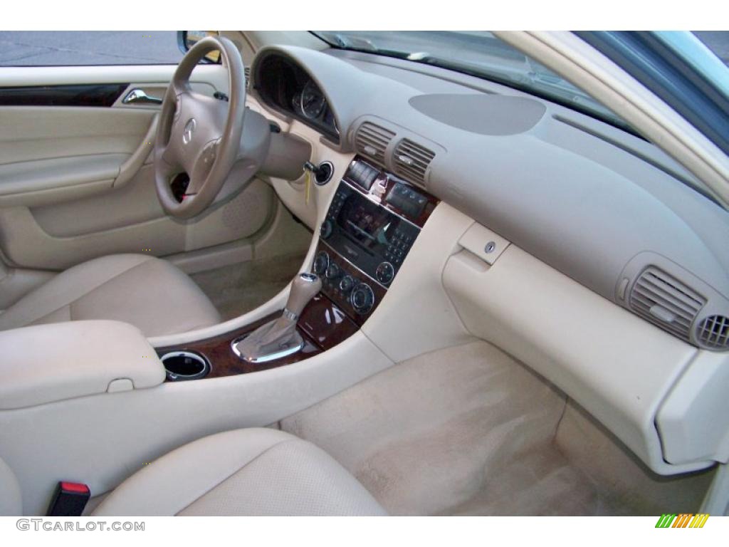 2006 Mercedes-Benz C 350 4Matic Luxury Stone Dashboard Photo #42155572